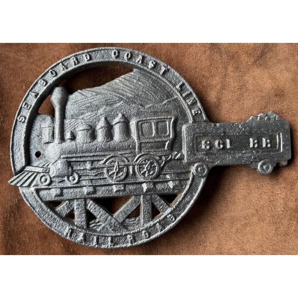 Vintage Virginia Metalcrafters 9-40 Cast Iron Train Trivet SCL Railroad Decor US